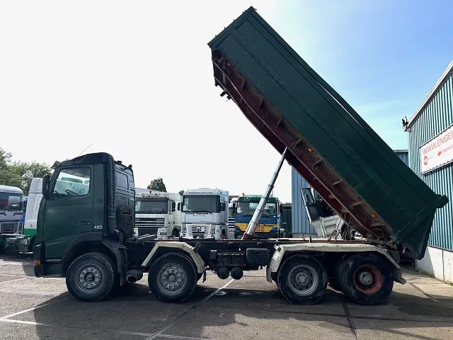 Volvo FH 12.420 8x4 FULL STEEL KIPPER (12+2 GEARS MANUAL GEARBOX / FULL STEEL SUSPENSION / REDUCTION AXLES / VEB-ENGINE BRAKE) - Самосвал: фото 5 Volvo FH 12.420 8x4 FULL STEEL KIPPER (12+2 GEARS MANUAL GEARBOX / FULL STEEL SUSPENSION / REDUCTION AXLES / VEB-ENGINE BRAKE) - Самосвал: фото 5