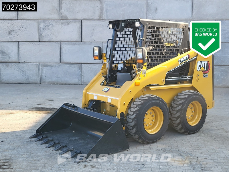 Caterpillar 216 B3 - Мини-погрузчик с бортовым поворотом: фото 1 Caterpillar 216 B3 - Мини-погрузчик с бортовым поворотом: фото 1