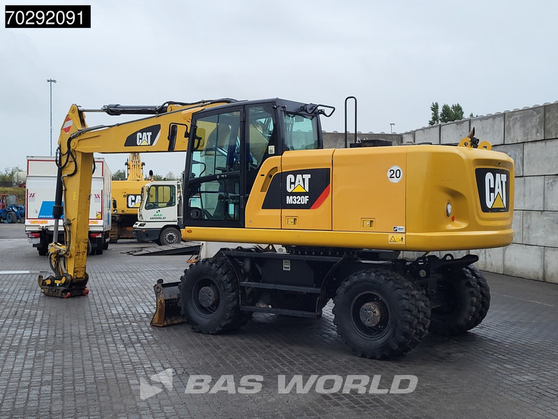 Caterpillar M320 F - Колёсный экскаватор: фото 2 Caterpillar M320 F - Колёсный экскаватор: фото 2