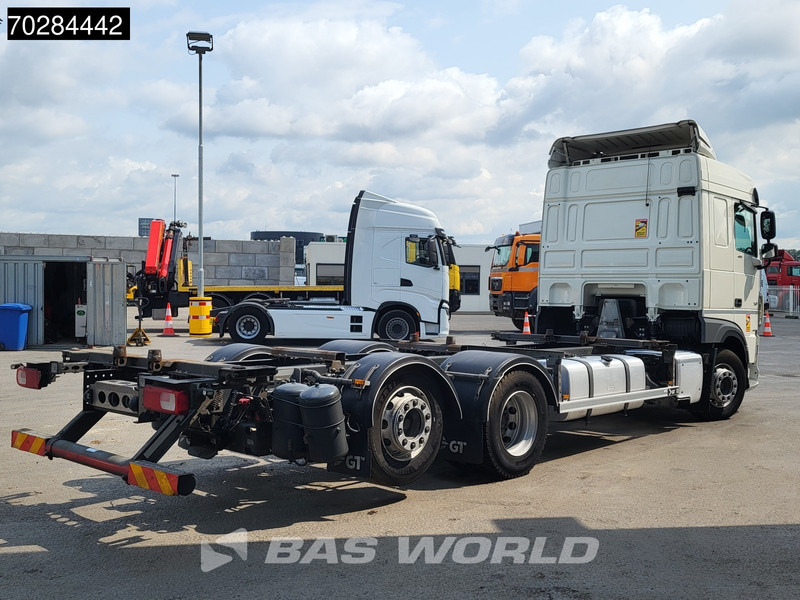 DAF XF 480 6X2 SC 2x Tanks Liftachse ACC Euro 6 - Грузовик-контейнеровоз/ Сменный кузов: фото 5 DAF XF 480 6X2 SC 2x Tanks Liftachse ACC Euro 6 - Грузовик-контейнеровоз/ Сменный кузов: фото 5