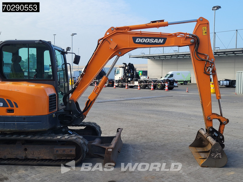 Мини-экскаватор Doosan DX63-3: фото 10