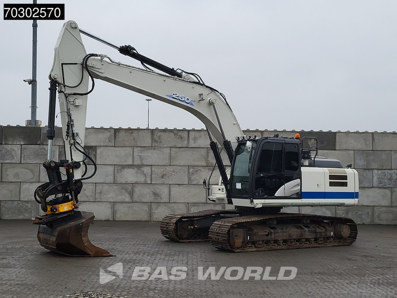 Hitachi ZX250 LC -6 Engcon - 2 Buckets - Гусеничный экскаватор: фото 2 Hitachi ZX250 LC -6 Engcon - 2 Buckets - Гусеничный экскаватор: фото 2