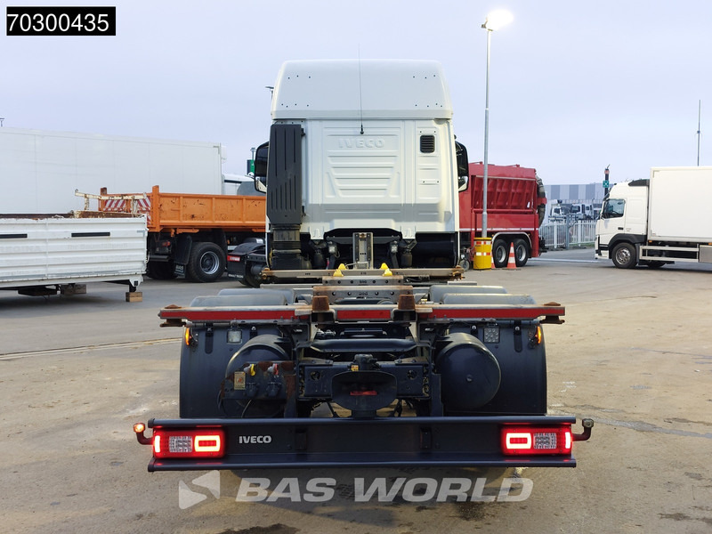 Iveco S-Way 510 6X2 BDF Retarder Air suspension Lift-Axle Automatic Euro 6 - Грузовик-контейнеровоз/ Сменный кузов: фото 3 Iveco S-Way 510 6X2 BDF Retarder Air suspension Lift-Axle Automatic Euro 6 - Грузовик-контейнеровоз/ Сменный кузов: фото 3