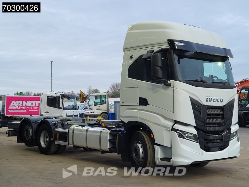 Iveco S-Way 510 6X2 Retarder Full Air Lift Axle BDF Euro 6 - Грузовик-контейнеровоз/ Сменный кузов: фото 3 Iveco S-Way 510 6X2 Retarder Full Air Lift Axle BDF Euro 6 - Грузовик-контейнеровоз/ Сменный кузов: фото 3