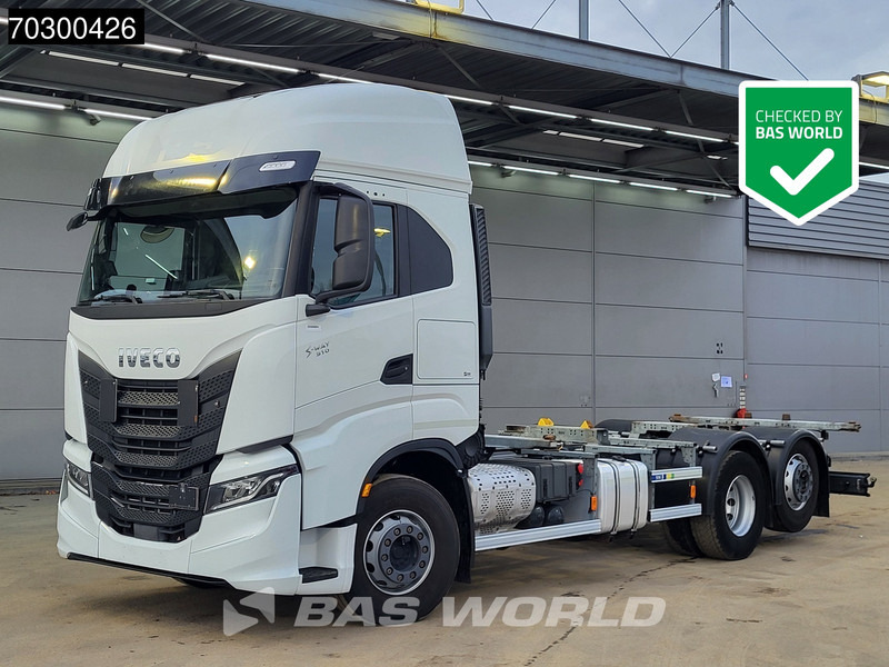 Iveco S-Way 510 6X2 Retarder Full Air Lift Axle BDF Euro 6 - Грузовик-контейнеровоз/ Сменный кузов: фото 1 Iveco S-Way 510 6X2 Retarder Full Air Lift Axle BDF Euro 6 - Грузовик-контейнеровоз/ Сменный кузов: фото 1