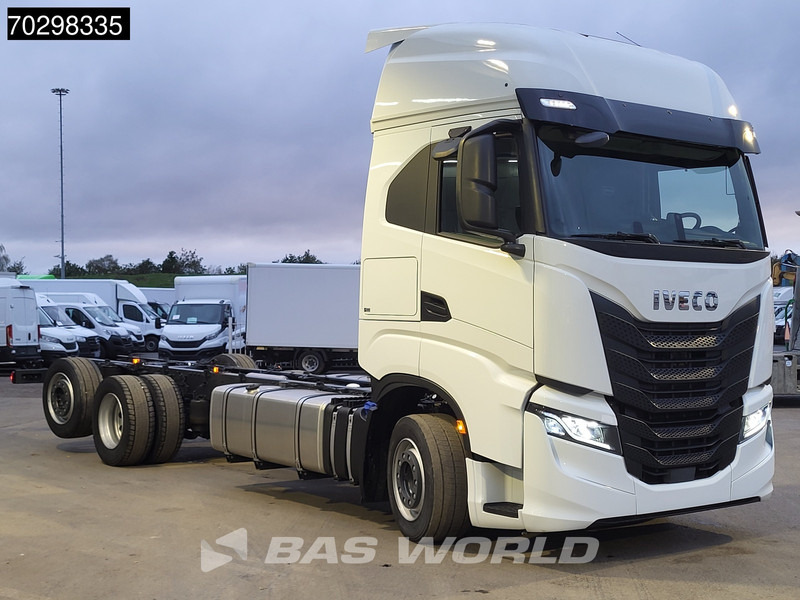 Iveco S-Way 530 6X2 NEW chassis! Retarder Standairco Lift+Steering-Axle Automatic LED ACC Euro 6 - Грузовик-шасси: фото 3 Iveco S-Way 530 6X2 NEW chassis! Retarder Standairco Lift+Steering-Axle Automatic LED ACC Euro 6 - Грузовик-шасси: фото 3