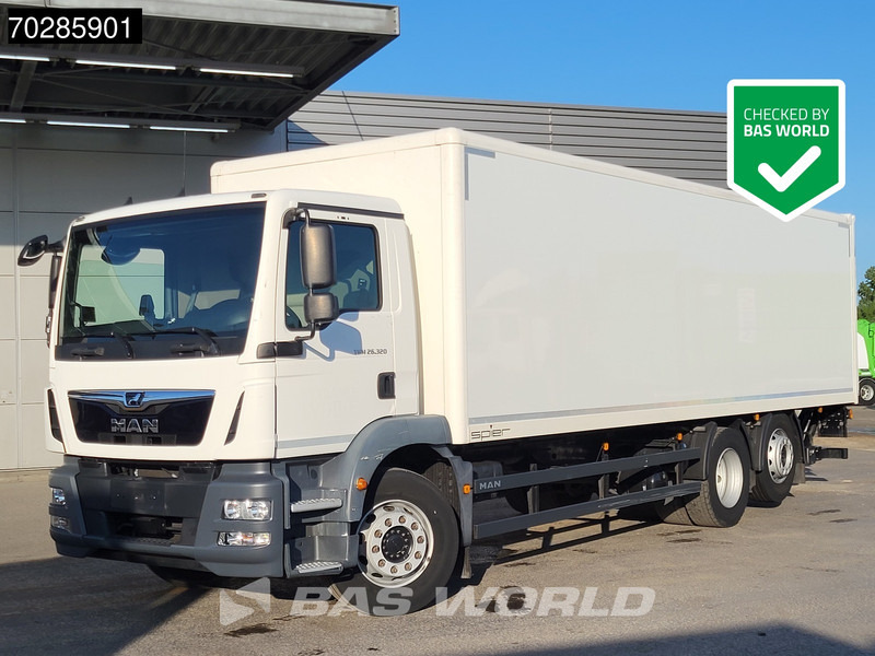 MAN TGM 26.320 6X2 26tonner Automatic Ladebordwand Liftachse Navi Euro 6 - Грузовик с закрытым кузовом: фото 1 MAN TGM 26.320 6X2 26tonner Automatic Ladebordwand Liftachse Navi Euro 6 - Грузовик с закрытым кузовом: фото 1