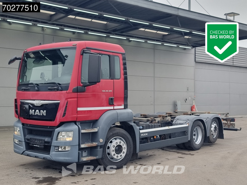 MAN TGS 26.320 6X2 BDF ADR Lift+lenkasche Automatic Euro 6 - Грузовик-контейнеровоз/ Сменный кузов: фото 1 MAN TGS 26.320 6X2 BDF ADR Lift+lenkasche Automatic Euro 6 - Грузовик-контейнеровоз/ Сменный кузов: фото 1