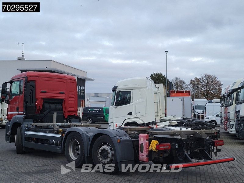 MAN TGS 26.320 TGS 6X2 ADR BDF Lift + Steering Axle Euro 6 - Грузовик-контейнеровоз/ Сменный кузов: фото 2 MAN TGS 26.320 TGS 6X2 ADR BDF Lift + Steering Axle Euro 6 - Грузовик-контейнеровоз/ Сменный кузов: фото 2