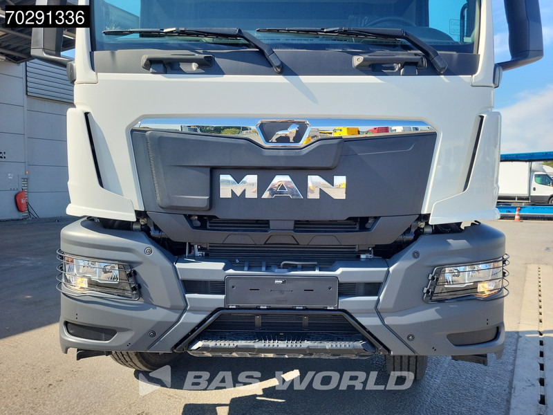 Новый Грузовик-шасси MAN TGS 41.400 8X4 New! Steelsuspension Big-Axle Manual Euro 2: фото 8 Новый Грузовик-шасси MAN TGS 41.400 8X4 New! Steelsuspension Big-Axle Manual Euro 2: фото 8