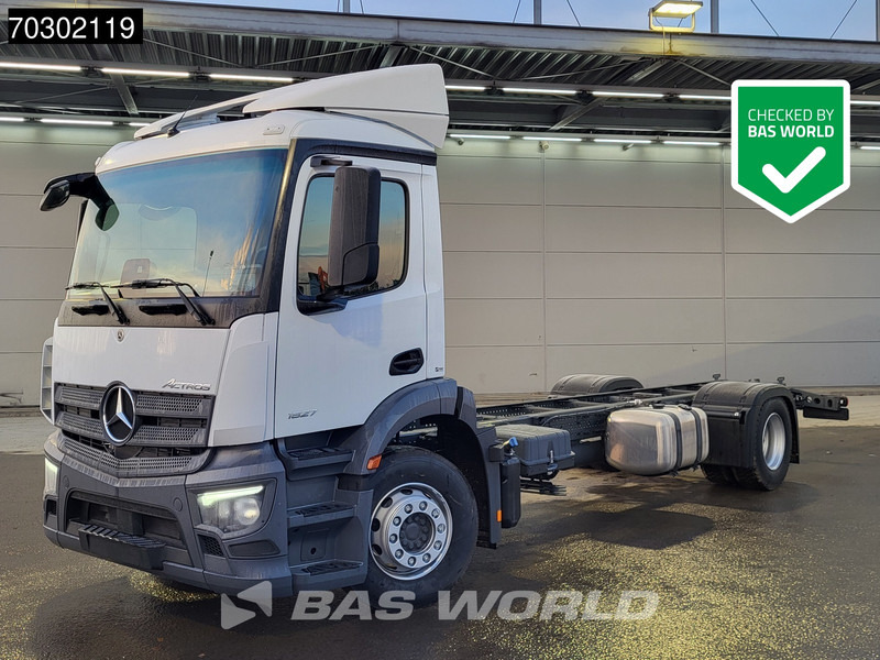 Mercedes-Benz Actros 1827 4X2 - Грузовик-шасси: фото 1 Mercedes-Benz Actros 1827 4X2 - Грузовик-шасси: фото 1