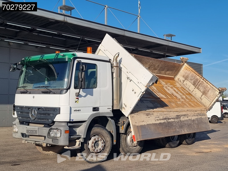 Mercedes-Benz Actros 4141 8X4 12m3 Meiller 2-way tipper steelsuspension Euro 4 - Самосвал: фото 3 Mercedes-Benz Actros 4141 8X4 12m3 Meiller 2-way tipper steelsuspension Euro 4 - Самосвал: фото 3