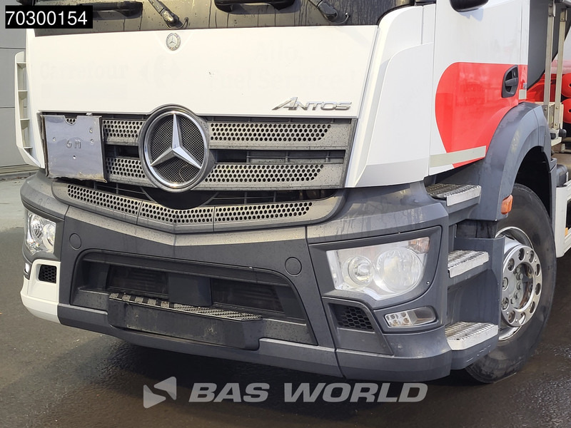 Грузовик-цистерна для транспортировки топлива Mercedes-Benz Antos 1824 4X2 13500ltr Fuel tanker 4 comparments ADR Automatic Euro 6: фото 9