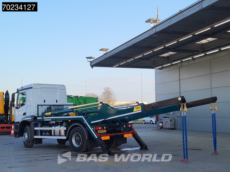 Mercedes-Benz Arocs 2136 4X2 NL-Truck 12Tons HyvaLift Automatic Steelsuspension Euro 6 - Портальный бункеровоз: фото 2 Mercedes-Benz Arocs 2136 4X2 NL-Truck 12Tons HyvaLift Automatic Steelsuspension Euro 6 - Портальный бункеровоз: фото 2
