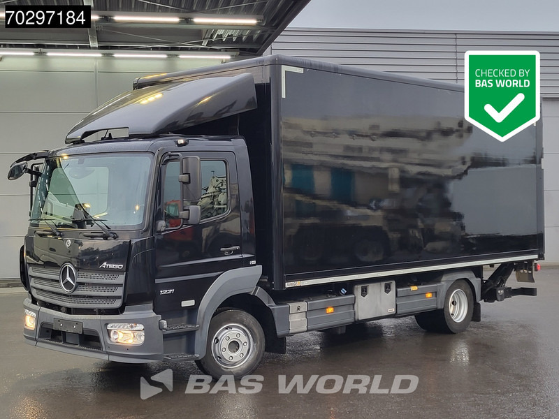 Mercedes-Benz Atego 1221 4X2 Ladebordwand Euro 6 - Грузовик с закрытым кузовом: фото 1 Mercedes-Benz Atego 1221 4X2 Ladebordwand Euro 6 - Грузовик с закрытым кузовом: фото 1