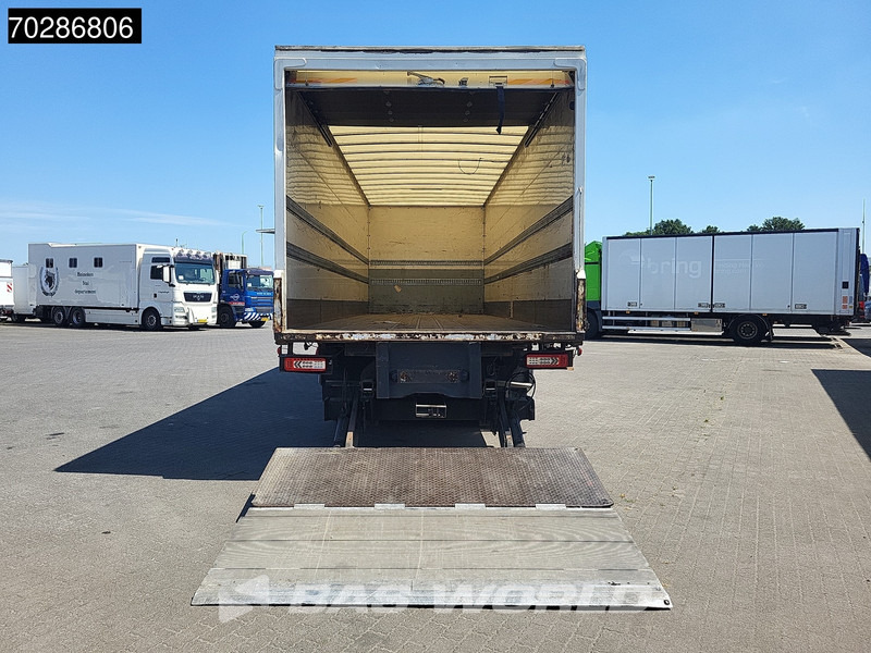 Renault T 380 T 6X2 Ladebordwand Liftachse Hartholz-Boden Euro 6 - Грузовик с закрытым кузовом: фото 5 Renault T 380 T 6X2 Ladebordwand Liftachse Hartholz-Boden Euro 6 - Грузовик с закрытым кузовом: фото 5