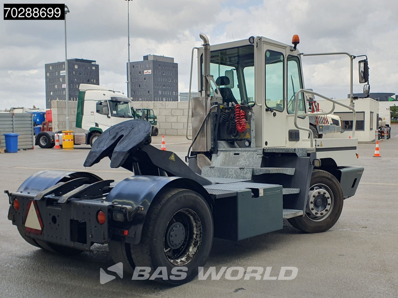 Terberg YT 222 4X2 NL-Truck Big-Axle - Терминальный тягач: фото 5 Terberg YT 222 4X2 NL-Truck Big-Axle - Терминальный тягач: фото 5