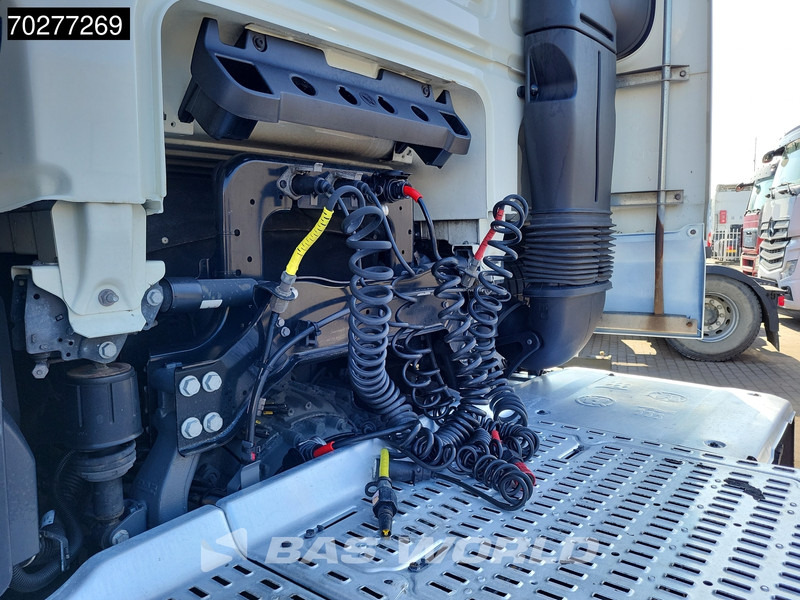 DAF XF 480 4X2 ENGINE PROBLEM! SSC 2x Tanks ACC - Тягач: фото 5 DAF XF 480 4X2 ENGINE PROBLEM! SSC 2x Tanks ACC - Тягач: фото 5