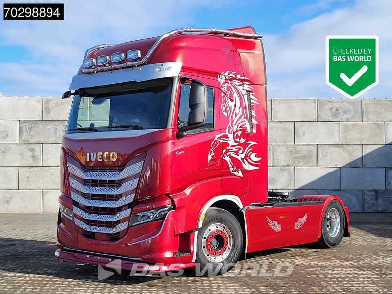 Iveco S-Way 570 4X2 Full-Air Retarder Standairco 2xTanks Navi ACC LED Euro 6 - Тягач: фото 1 Iveco S-Way 570 4X2 Full-Air Retarder Standairco 2xTanks Navi ACC LED Euro 6 - Тягач: фото 1
