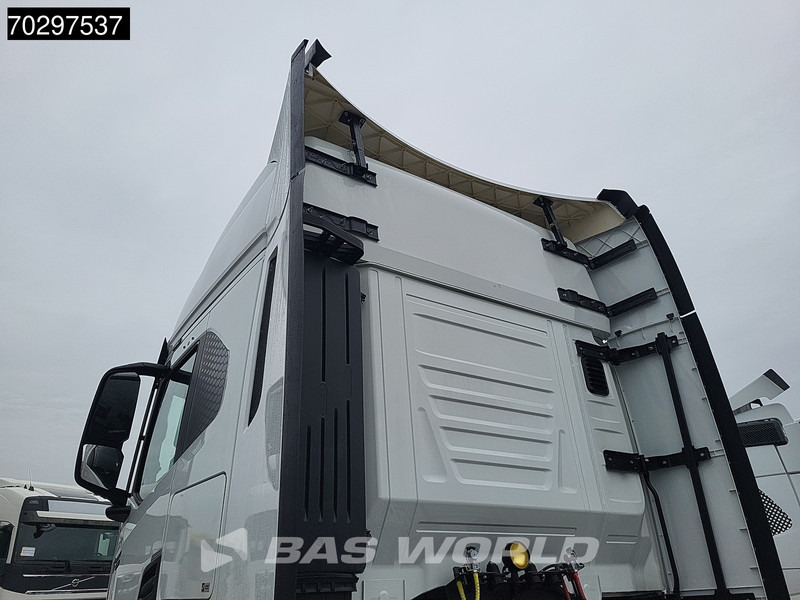 Iveco S-Way 580 4X2 NEW! 2x Tanks Standklima Navi ACC LED Euro 6 - Тягач: фото 5 Iveco S-Way 580 4X2 NEW! 2x Tanks Standklima Navi ACC LED Euro 6 - Тягач: фото 5