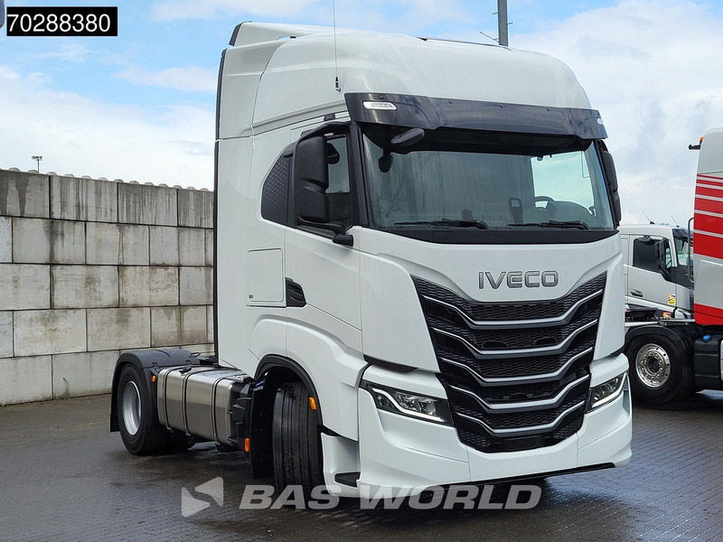 Iveco S-way 580 4X2 NEW! 2x Tanks Navi ACC Standklima - Тягач: фото 3 Iveco S-way 580 4X2 NEW! 2x Tanks Navi ACC Standklima - Тягач: фото 3