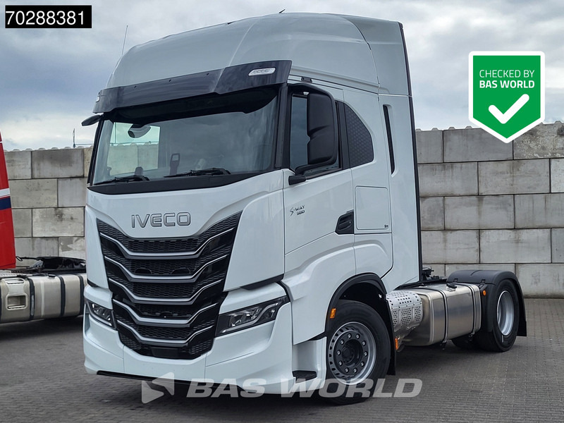 Iveco S-way 580 4X2 Nieuw! 2xTanks Standklima ACC LED Euro 6 - Тягач: фото 1 Iveco S-way 580 4X2 Nieuw! 2xTanks Standklima ACC LED Euro 6 - Тягач: фото 1