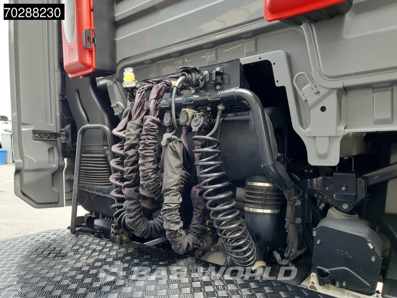 MAN TGX 18.510 4X2 Individual Lion S! GX Retarder Full-Air Standklima - Тягач: фото 5 MAN TGX 18.510 4X2 Individual Lion S! GX Retarder Full-Air Standklima - Тягач: фото 5