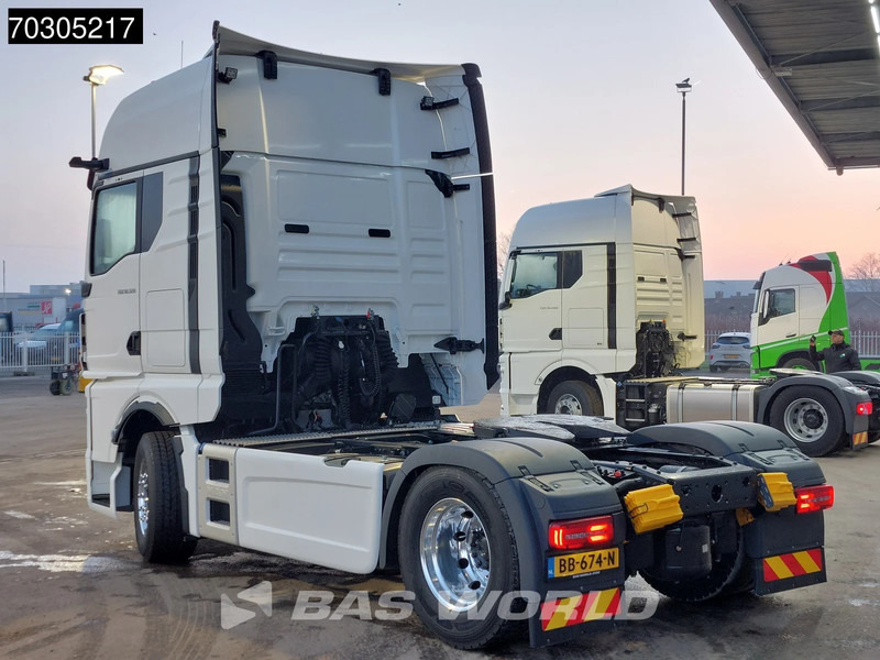 MAN TGX 18.520 4X2 NEW! GX Retarder 2x Tanks Alcoa Standklima MirrorCam Navi LED - Тягач: фото 2 MAN TGX 18.520 4X2 NEW! GX Retarder 2x Tanks Alcoa Standklima MirrorCam Navi LED - Тягач: фото 2