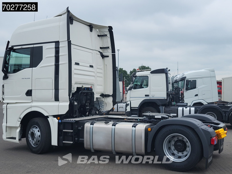 MAN TGX 18.520 4X2 NEW! GX Retarder 2x Tanks Standklima ACC - Тягач: фото 2 MAN TGX 18.520 4X2 NEW! GX Retarder 2x Tanks Standklima ACC - Тягач: фото 2