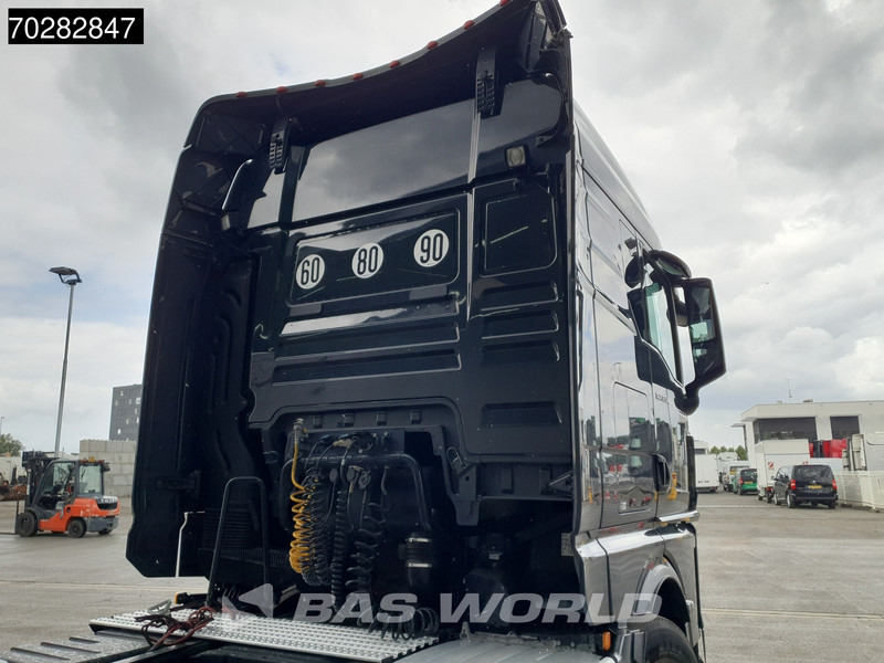 MAN TGX 33.510 832 6X4 120T! GM Retarder ACC Navi - Тягач: фото 5 MAN TGX 33.510 832 6X4 120T! GM Retarder ACC Navi - Тягач: фото 5