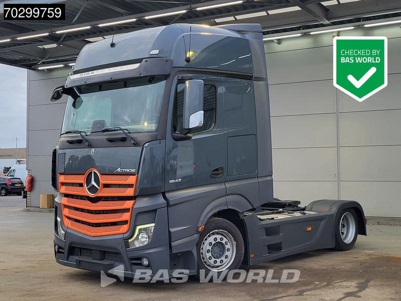 Mercedes-Benz Actros 1842 4X2 Mega GigaSpace Retarder 2xTanks ACC Euro 6 - Тягач: фото 1 Mercedes-Benz Actros 1842 4X2 Mega GigaSpace Retarder 2xTanks ACC Euro 6 - Тягач: фото 1