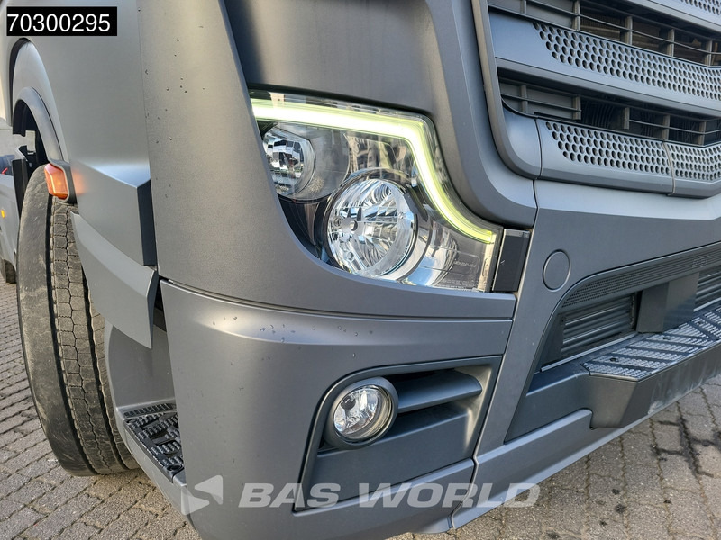 Тягач Mercedes-Benz Actros 1845 4X2 GigaSpace Retarder MirrorCam Navi Euro 6: фото 15 Тягач Mercedes-Benz Actros 1845 4X2 GigaSpace Retarder MirrorCam Navi Euro 6: фото 15