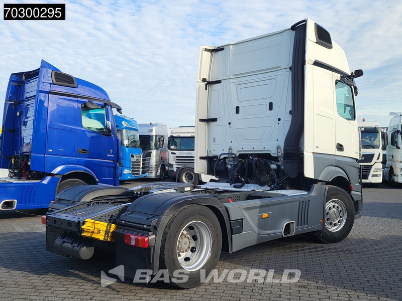 Тягач Mercedes-Benz Actros 1845 4X2 GigaSpace Retarder MirrorCam Navi Euro 6: фото 5 Тягач Mercedes-Benz Actros 1845 4X2 GigaSpace Retarder MirrorCam Navi Euro 6: фото 5