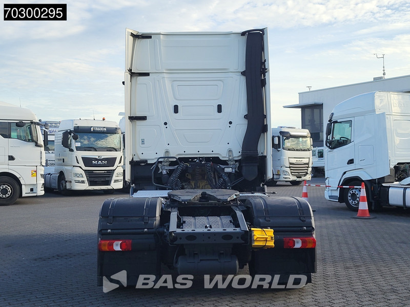 Тягач Mercedes-Benz Actros 1845 4X2 GigaSpace Retarder MirrorCam Navi Euro 6: фото 16 Тягач Mercedes-Benz Actros 1845 4X2 GigaSpace Retarder MirrorCam Navi Euro 6: фото 16