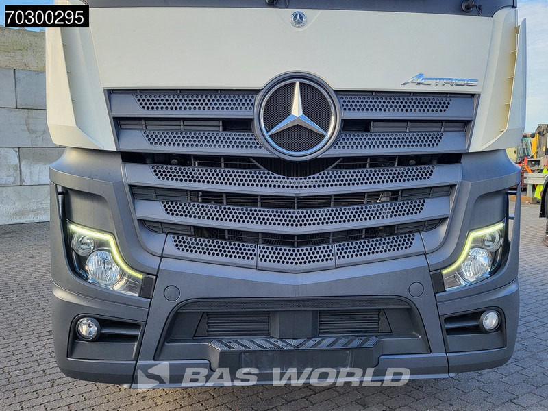 Тягач Mercedes-Benz Actros 1845 4X2 GigaSpace Retarder MirrorCam Navi Euro 6: фото 10 Тягач Mercedes-Benz Actros 1845 4X2 GigaSpace Retarder MirrorCam Navi Euro 6: фото 10