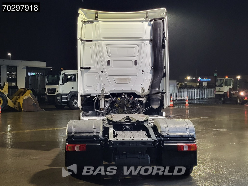 Mercedes-Benz Actros 1845 4X2 StreamSpace 2xTanks Standklima Navi Euro 6 - Тягач: фото 3 Mercedes-Benz Actros 1845 4X2 StreamSpace 2xTanks Standklima Navi Euro 6 - Тягач: фото 3