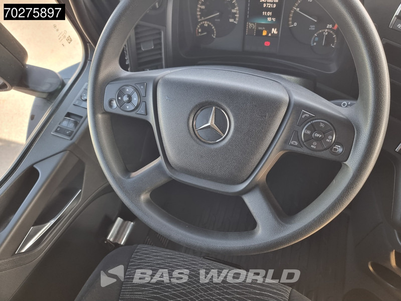 Тягач Mercedes-Benz Actros 1851 4X2 BigSpace 2x Tanks: фото 20 Тягач Mercedes-Benz Actros 1851 4X2 BigSpace 2x Tanks: фото 20