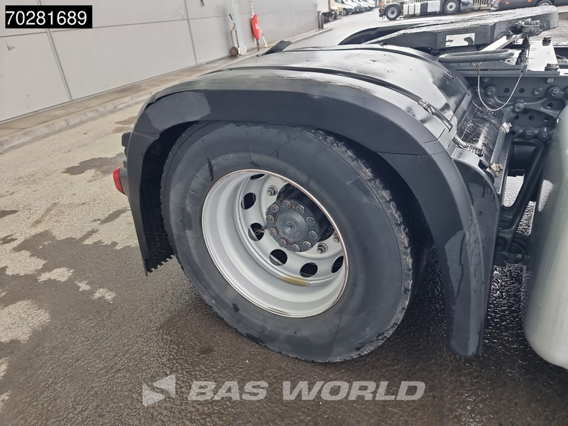 Тягач Mercedes-Benz Actros 1851 Actros 4X2 BigSpace 2x Tanks: фото 17