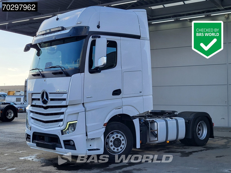 Mercedes-Benz Actros 1851 Actros 4X2 GigaSpace ADR 2xTanks Xenon Euro 6 - Тягач: фото 1 Mercedes-Benz Actros 1851 Actros 4X2 GigaSpace ADR 2xTanks Xenon Euro 6 - Тягач: фото 1