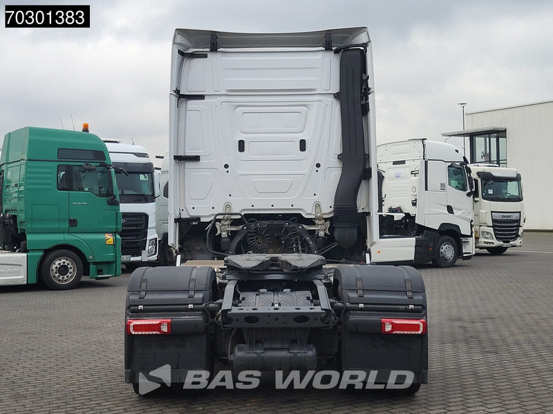 Mercedes-Benz Actros 1863 Actros 4X2 BigSpace Retarder 2x Tanks - Тягач: фото 3 Mercedes-Benz Actros 1863 Actros 4X2 BigSpace Retarder 2x Tanks - Тягач: фото 3