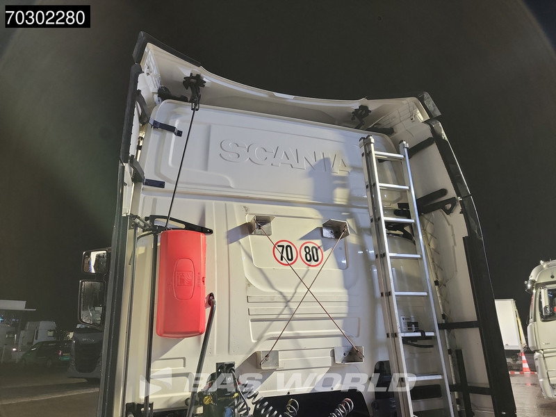 Scania R450 4X2 Mega Retarder 2x Tanks Standklima - Тягач: фото 5 Scania R450 4X2 Mega Retarder 2x Tanks Standklima - Тягач: фото 5