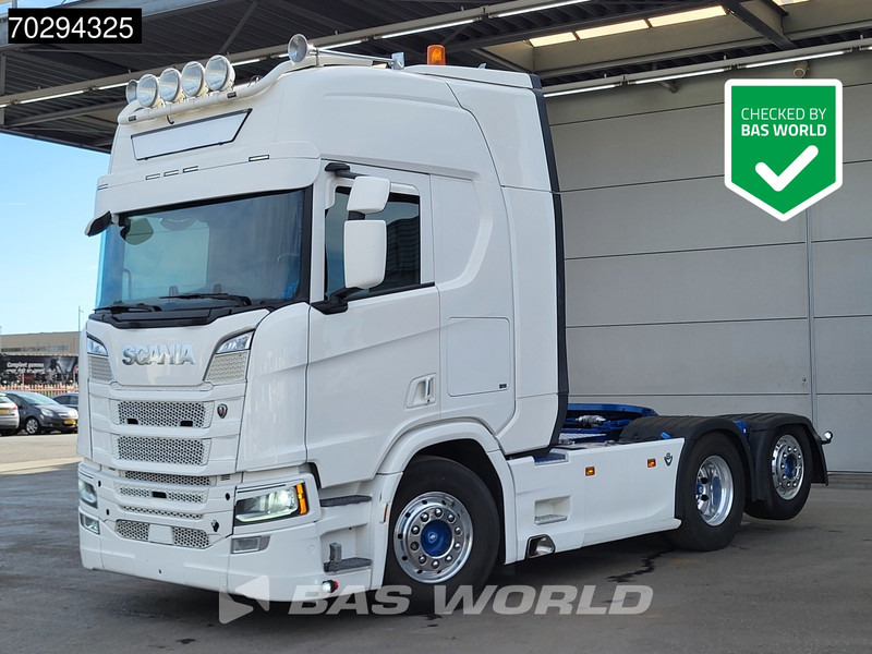 Scania R580 P 6X2 Full-Air Retarder Lift-Axle Leder ACC LED Euro 6 - Тягач: фото 1 Scania R580 P 6X2 Full-Air Retarder Lift-Axle Leder ACC LED Euro 6 - Тягач: фото 1