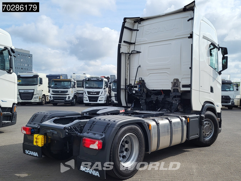 Новый Тягач Scania S500 S 4X2 NEW! Retarder 2x Tanks Standklima ACC: фото 6
