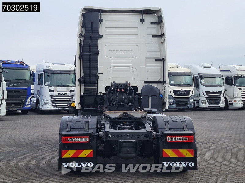 Volvo FH 460 4X2 XL VEB+ 2xTanks - Тягач: фото 3 Volvo FH 460 4X2 XL VEB+ 2xTanks - Тягач: фото 3