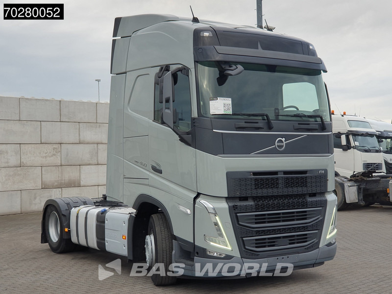 Volvo FH 460 FH 4X2 VEB+ 2x Tanks ACC LED - Тягач: фото 3 Volvo FH 460 FH 4X2 VEB+ 2x Tanks ACC LED - Тягач: фото 3