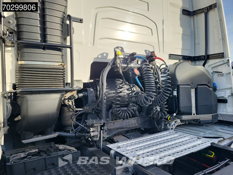 Volvo FH 500 FH 4X2 XL VEB+ 2x Tanks ACC LED ADR - Тягач: фото 5 Volvo FH 500 FH 4X2 XL VEB+ 2x Tanks ACC LED ADR - Тягач: фото 5