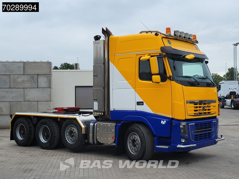 Volvo FH16 700 FH16 8X4 90T! Retarder Big-Axle Lift+Lenkachse Euro 5 - Тягач: фото 3 Volvo FH16 700 FH16 8X4 90T! Retarder Big-Axle Lift+Lenkachse Euro 5 - Тягач: фото 3