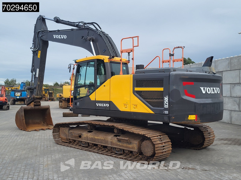Volvo EC250 E L - Гусеничный экскаватор: фото 2 Volvo EC250 E L - Гусеничный экскаватор: фото 2