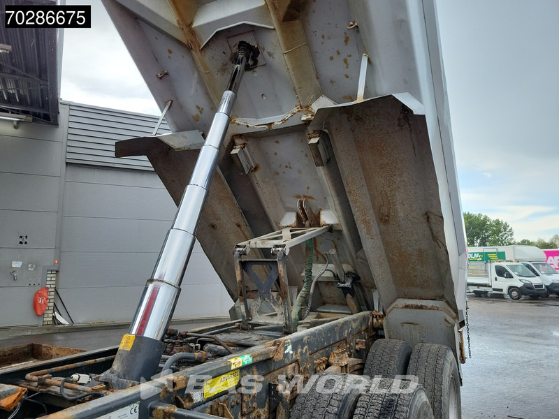 Volvo FH 480 FH 6X4 10m3 Maur Tipper Big-Axle Steel suspension Automatic Euro 4 - Самосвал: фото 3 Volvo FH 480 FH 6X4 10m3 Maur Tipper Big-Axle Steel suspension Automatic Euro 4 - Самосвал: фото 3