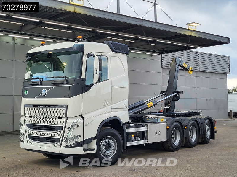 Volvo FH 540 8X4 NEW! HYVA 30-62 Heavy-Duty Lift-Steering Axle Retarder Euro 6 - Крюковой мультилифт: фото 3 Volvo FH 540 8X4 NEW! HYVA 30-62 Heavy-Duty Lift-Steering Axle Retarder Euro 6 - Крюковой мультилифт: фото 3